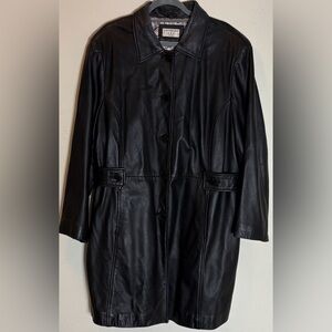 Vintage Covington 3/4 length woman Leather Black Jacket